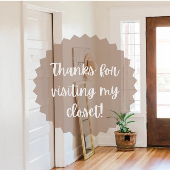 Meet your Poshers, - Picture 10 of 10